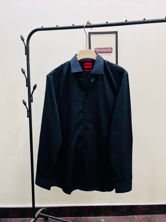 Hu.Go original black shirt d35